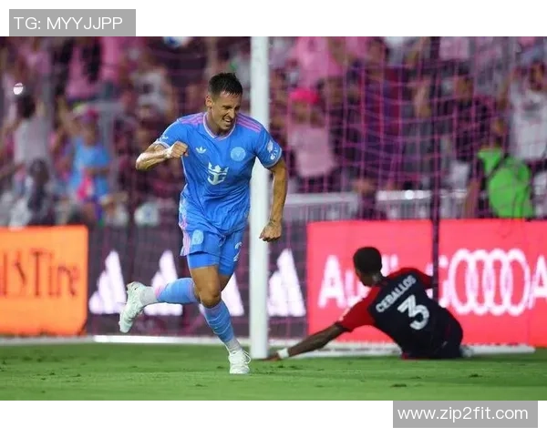 足球明星在家生活揭秘他们的日常活动与家庭乐趣